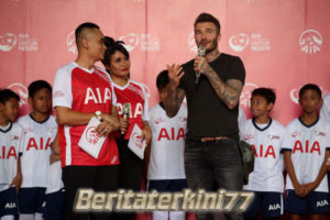 Antusiasme Fans Sepakbola di Indonesia Membuat Beckham Terpesona