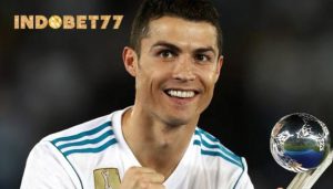 Cristiano Ronaldo Menolak Tawaran dari Tiongkok Demi Juventus - Bandar Bola Online